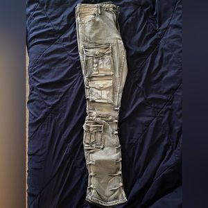 Men’s stacked jeans